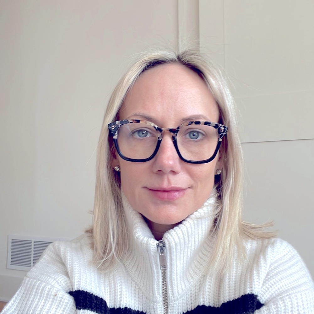 Meet your Posher, Suzanne